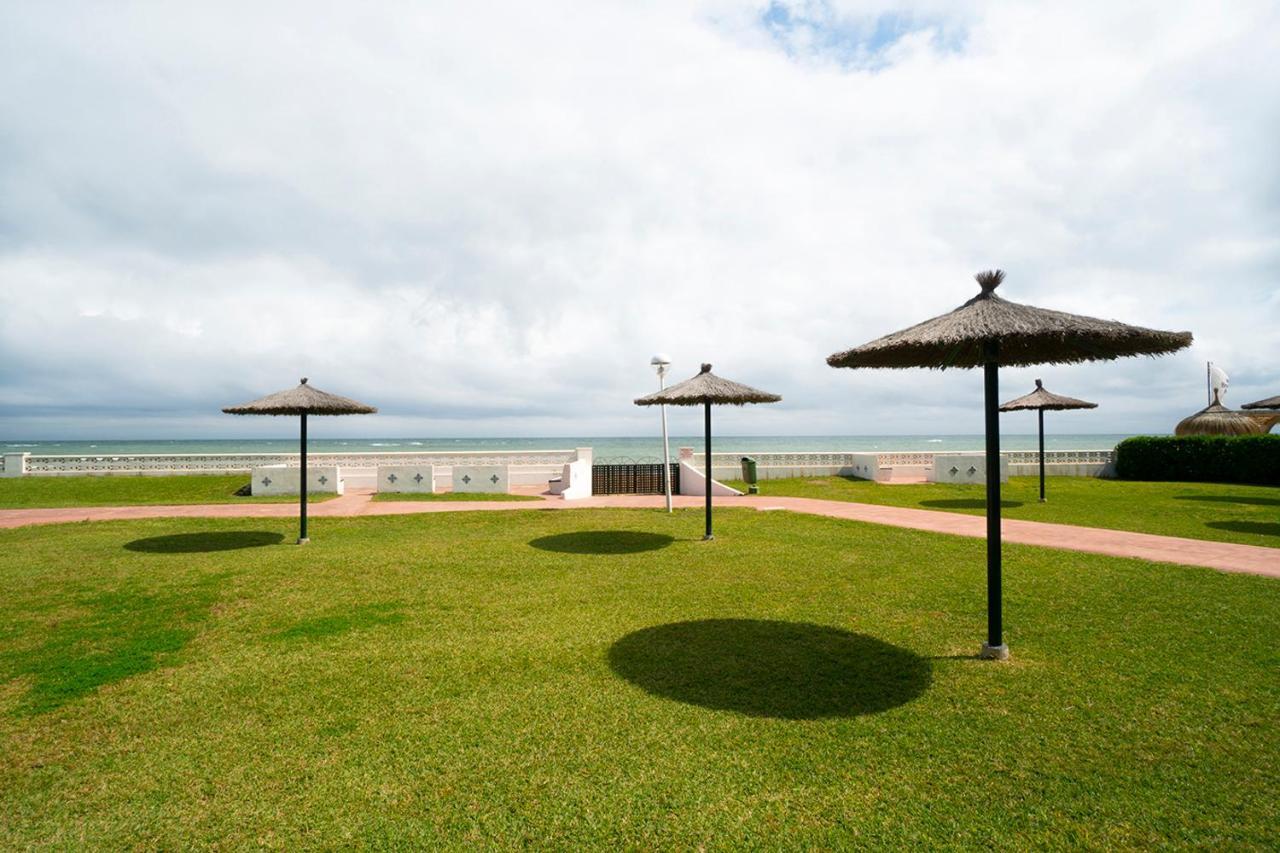 Apartamento La Naranjaa Primera Linea De Playa Con Wifi Y Parking Gratis Dénia