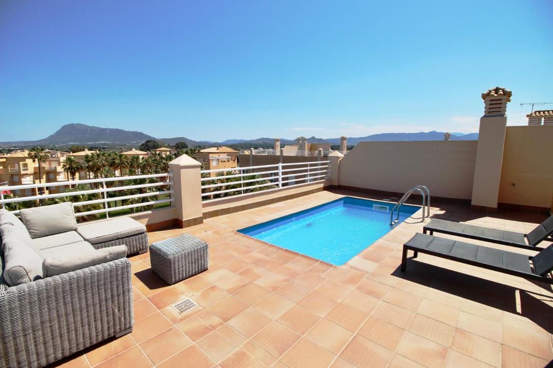 Atico Frontal Al Mar Con Piscina Privada By Homeprive Denia