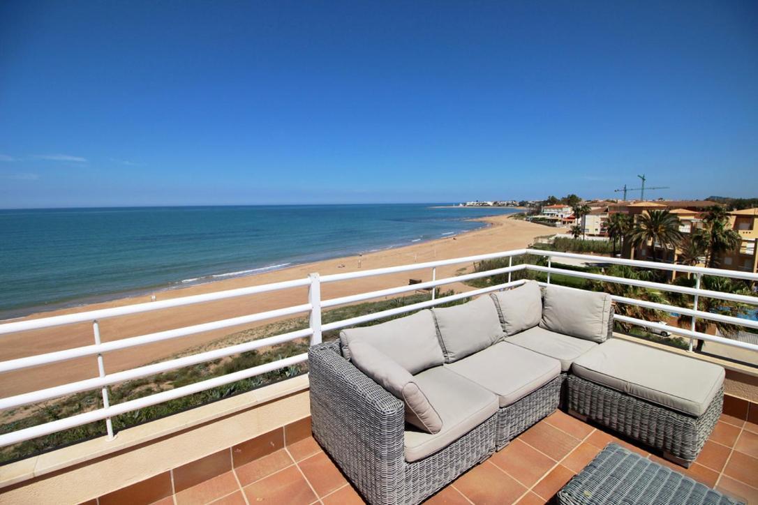 Apartment Atico Frontal Al Mar Con Piscina Privada By Homeprive Denia