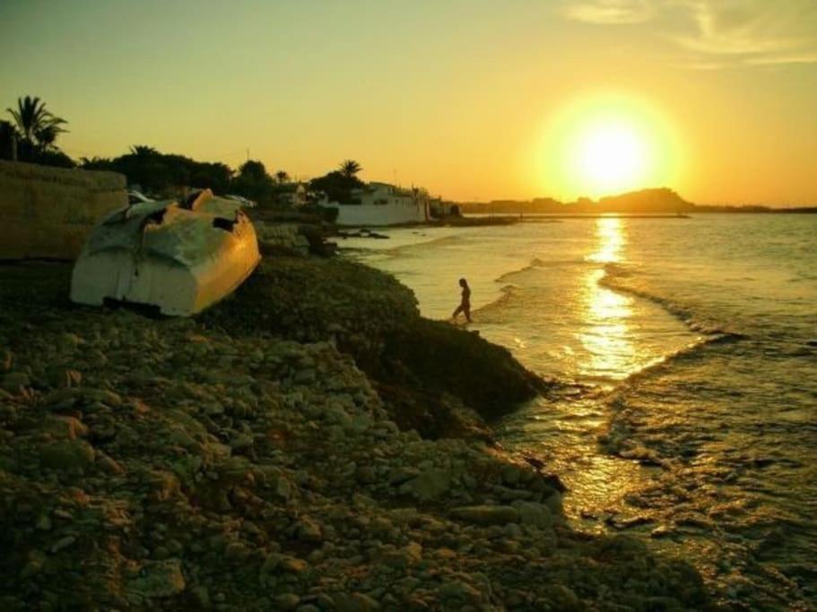 La Naranjaa Primera Linea De Playa Con Wifi Y Parking Gratis Apartamento *