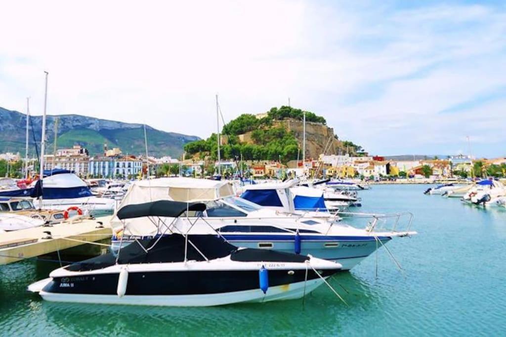 Apartamento La Naranjaa Primera Linea De Playa Con Wifi Y Parking Gratis Dénia