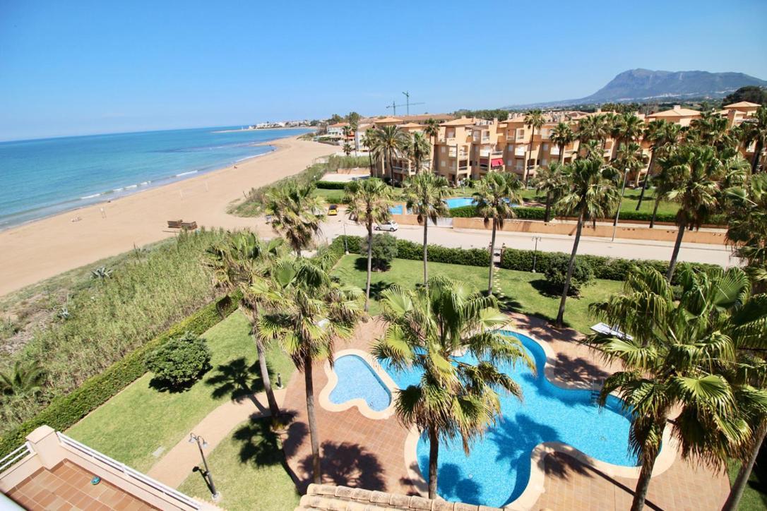 Atico Frontal Al Mar Con Piscina Privada By Homeprive Apartment *
