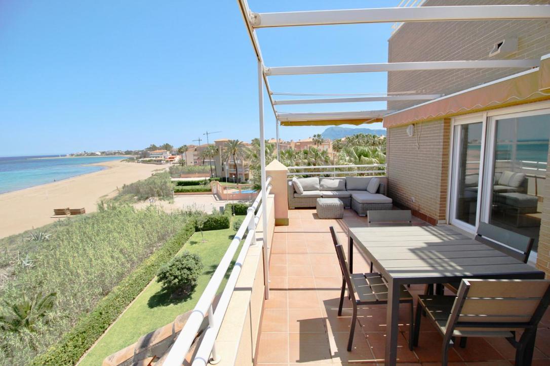 Atico Frontal Al Mar Con Piscina Privada By Homeprive Apartment *