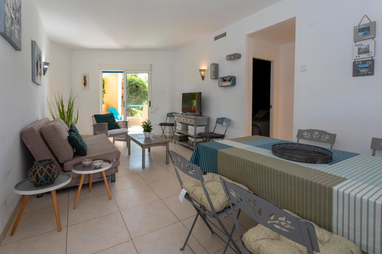 Apartment Dunas, Bajo, 2 Dormitorios, 25m Del Mar, By Bookindenia