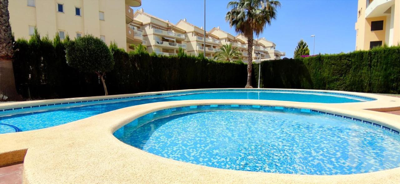 Daly By Costa Denia