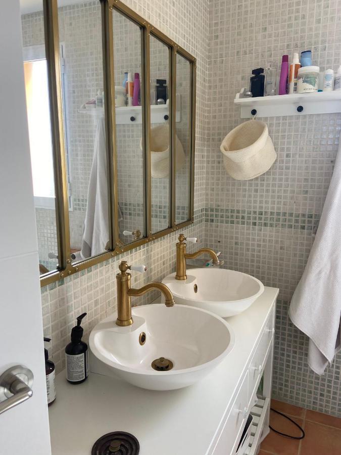 Apartamento Acogedor En 1 Línea De Playa Dénia