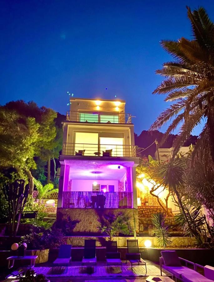 Mediterranean Dream By The Seacheckhostprofile