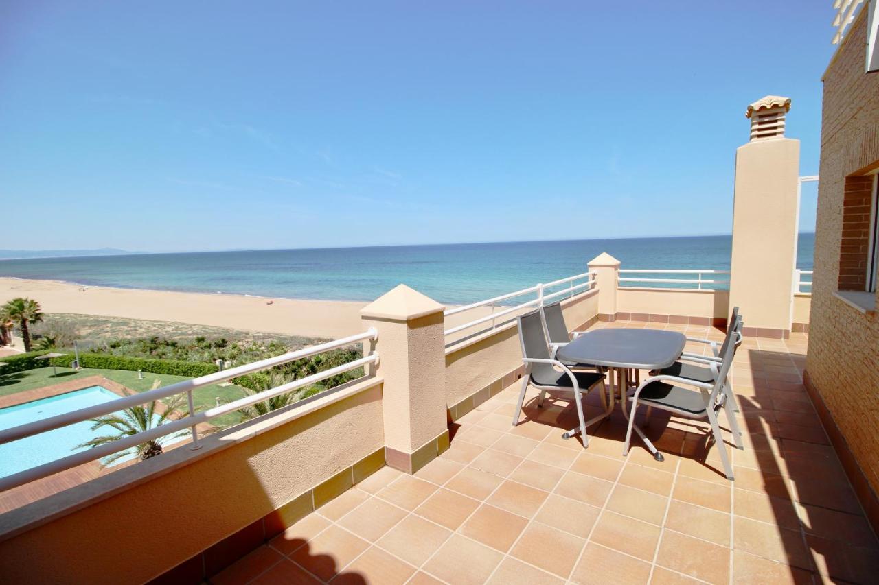Apartment Atico Frontal Al Mar Con Piscina Privada By Homeprive *