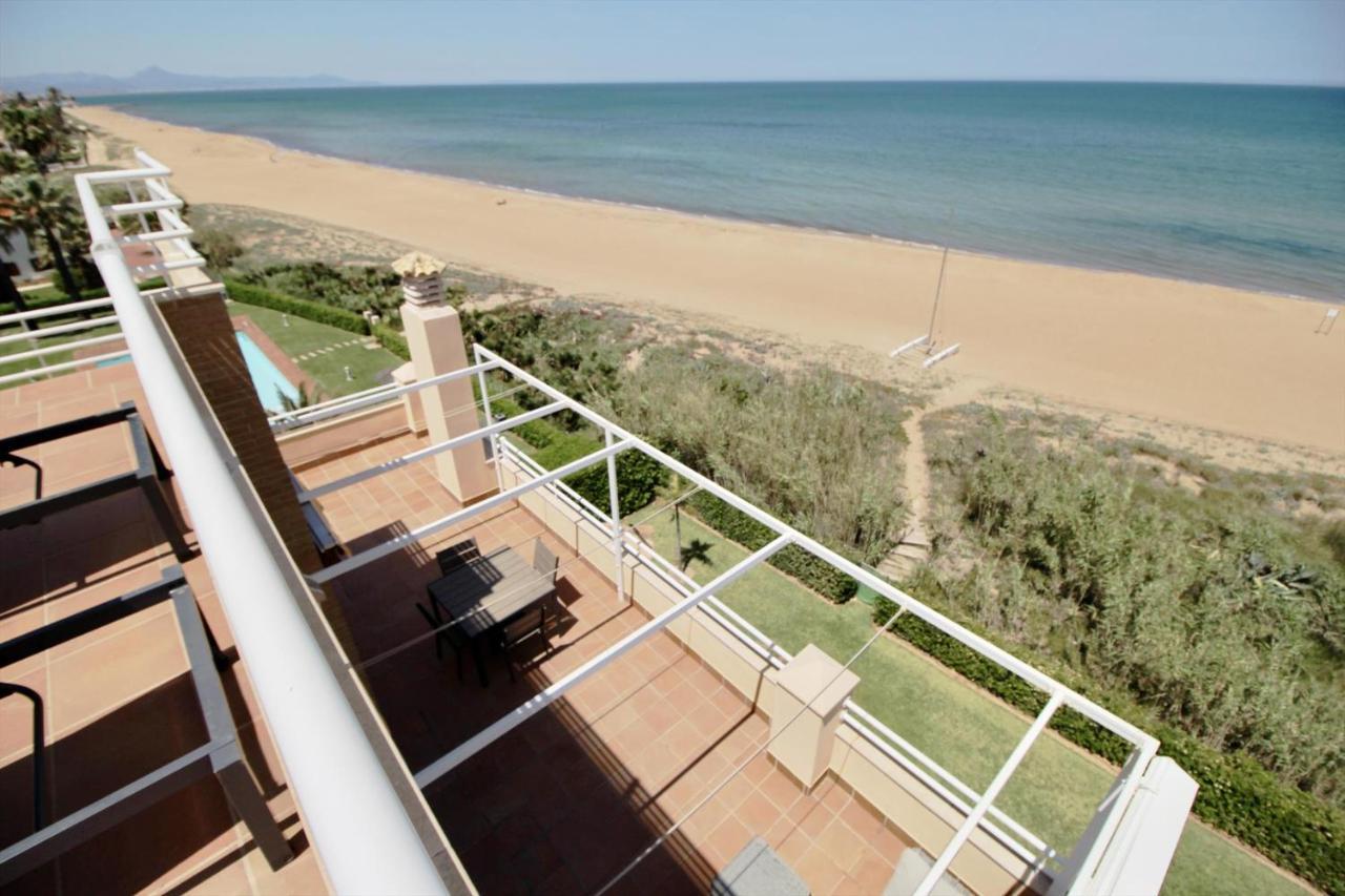Apartment Atico Frontal Al Mar Con Piscina Privada By Homeprive