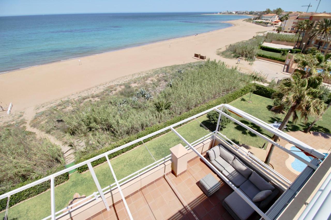 Atico Frontal Al Mar Con Piscina Privada By Homeprive