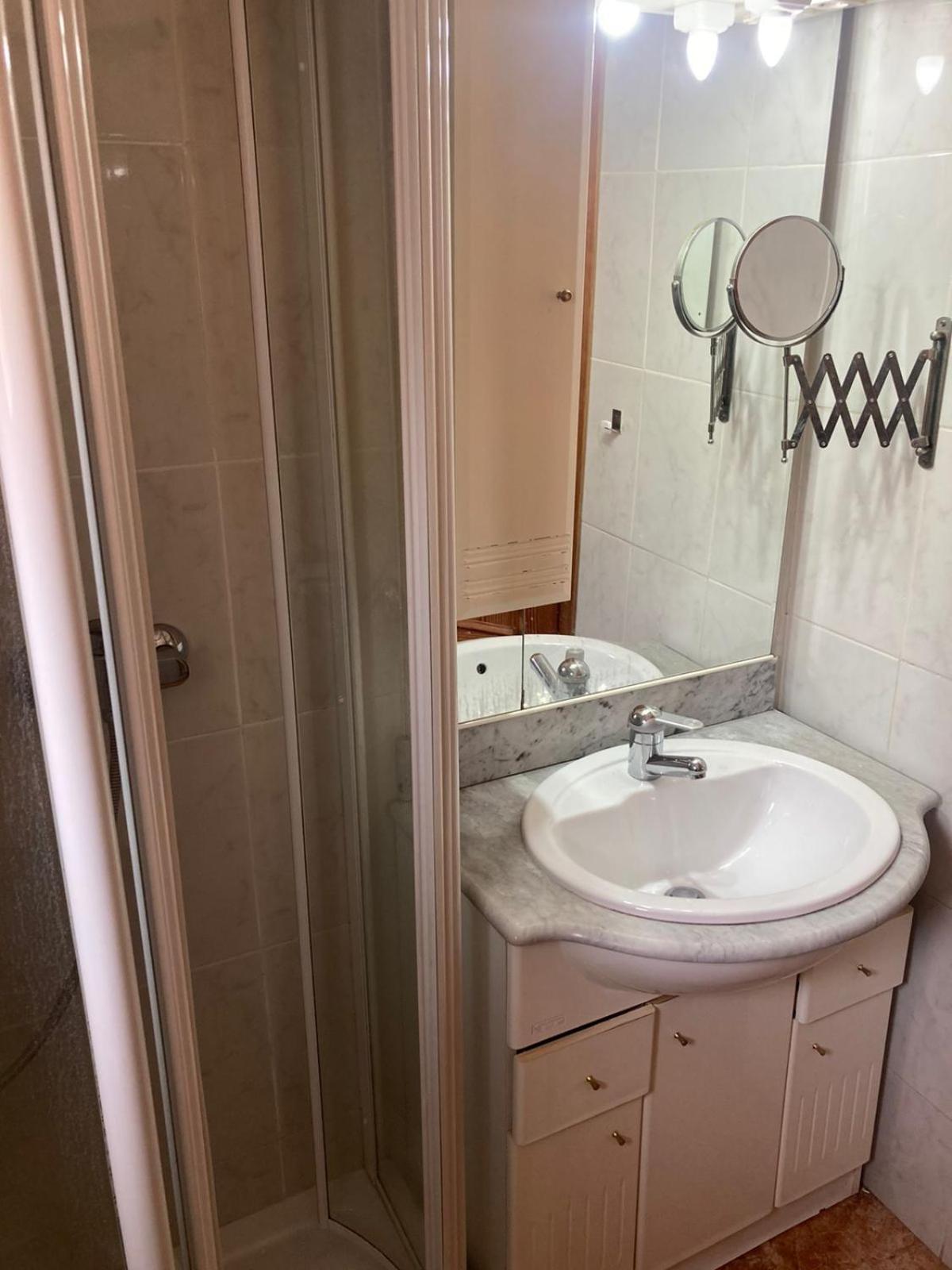 Apartamento Familiar Con Piscina Apartment