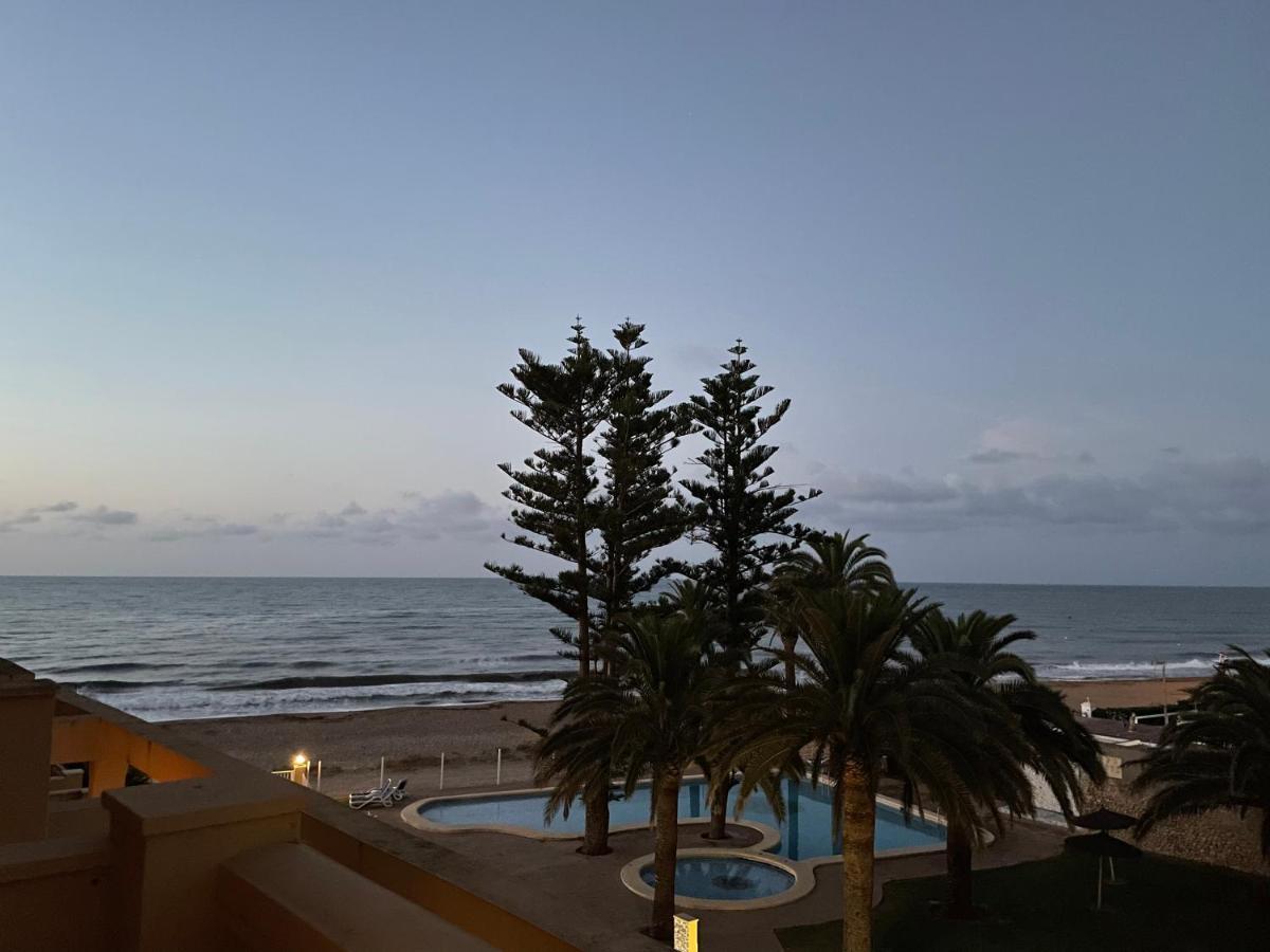 Acogedor En 1 Línea De Playa