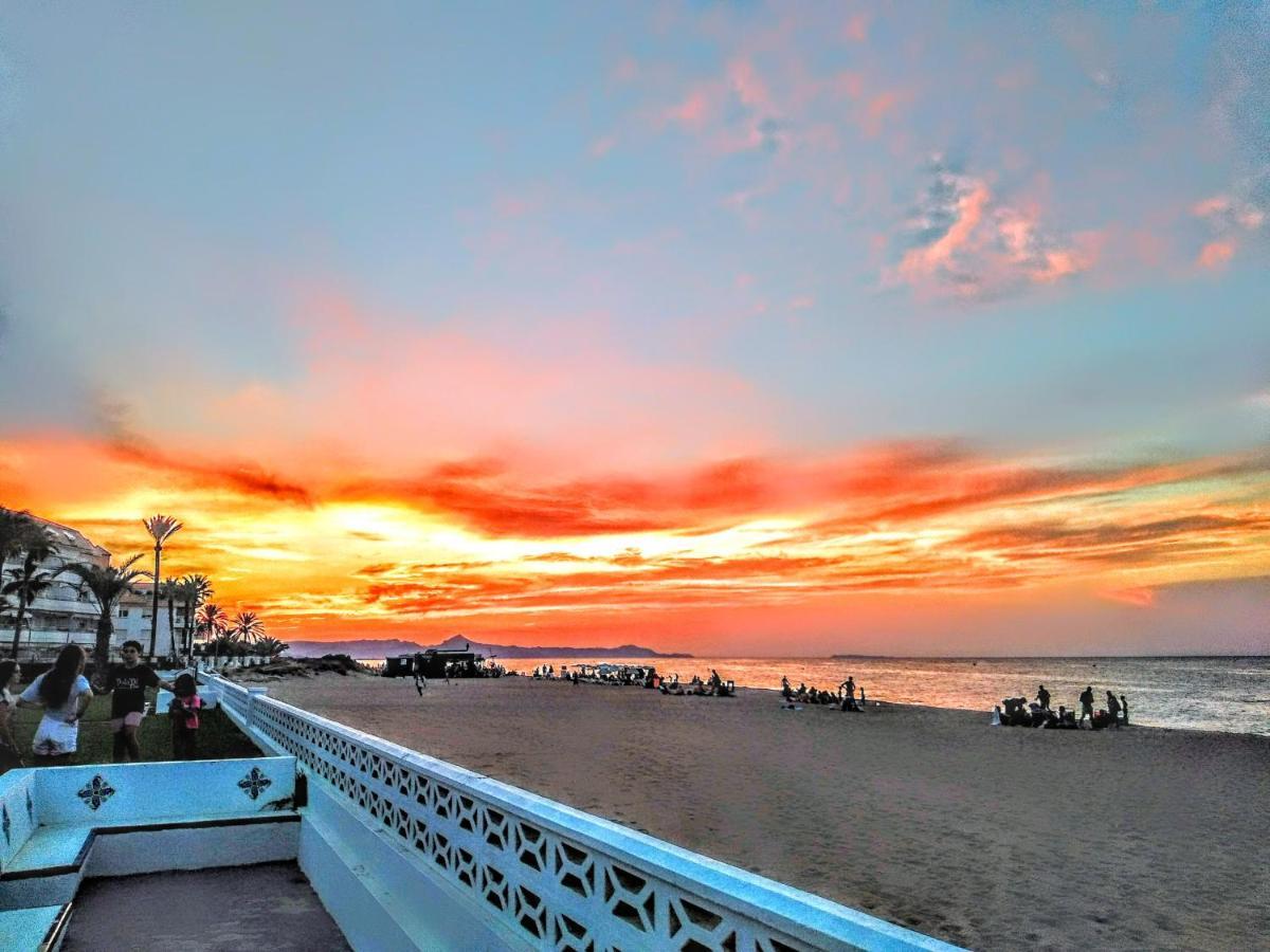 La Naranjaa Primera Linea De Playa Con Wifi Y Parking Gratis Apartamento