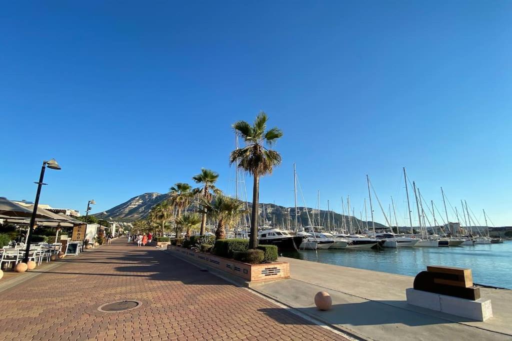 Mira Montgo Las Marinas * Denia