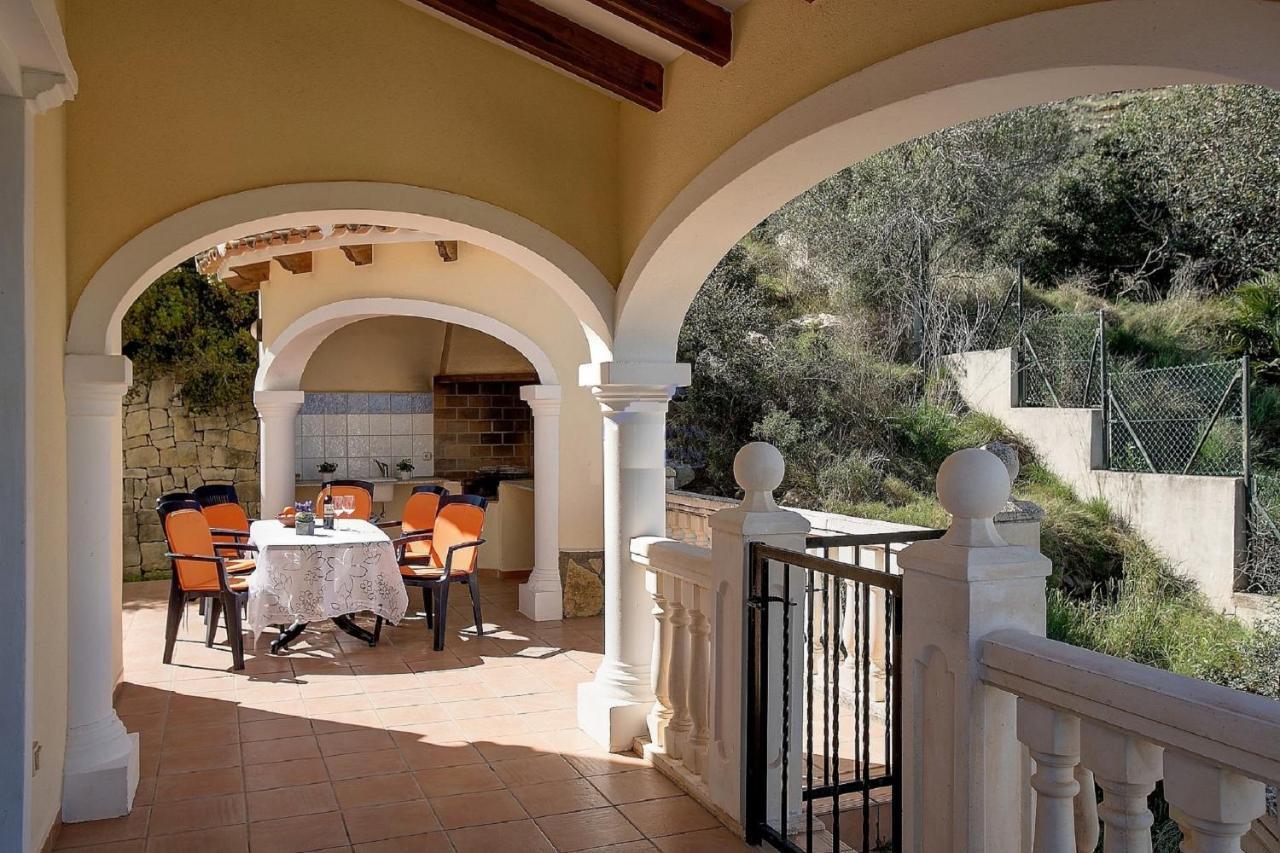 Villa Amanda: 4 Bedroom With Stunning Views *