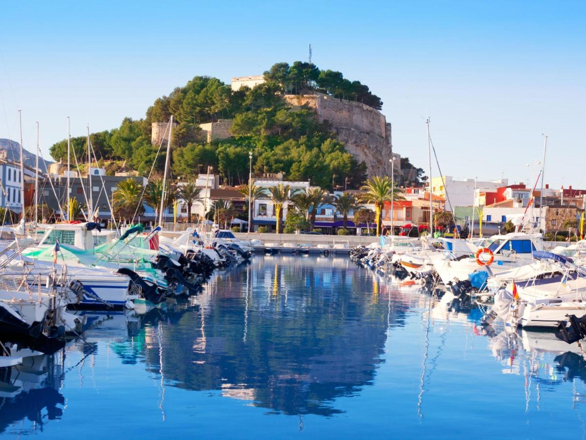 La Riviera *