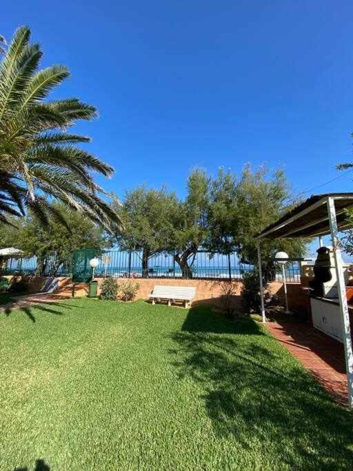 Directo A La Playa Con Vistas Del Mar Apartment