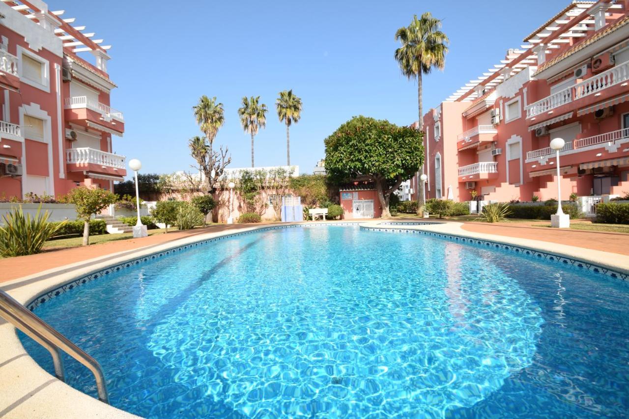 Apartamento En Planta Baja *
