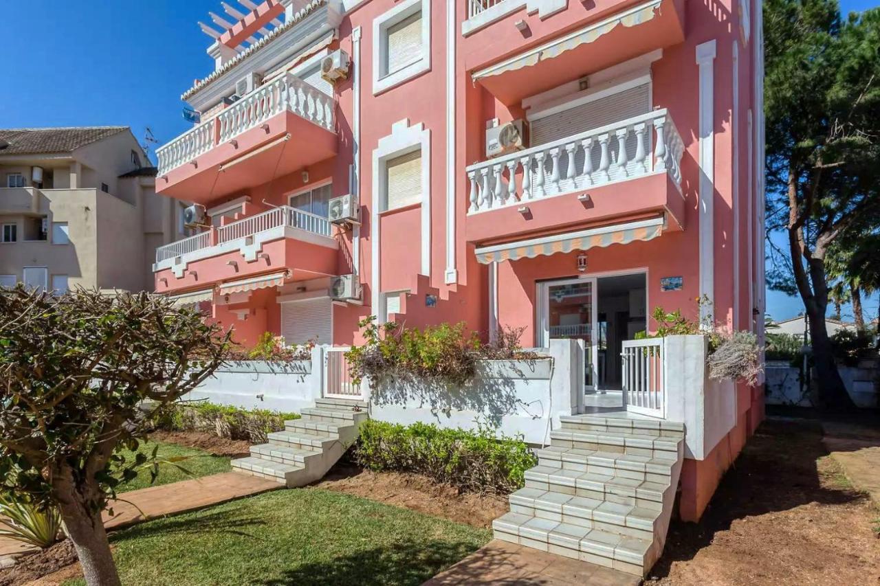 Apartamento En Planta Baja * Denia