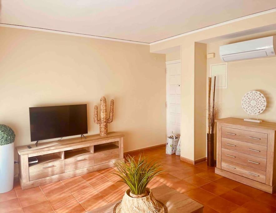 Apartamento En Primera Linea De Playa Apartment *