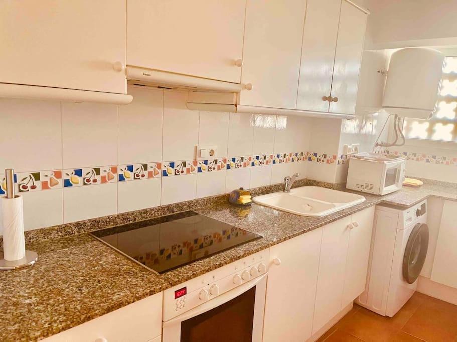 Apartamento En Primera Linea De Playa *