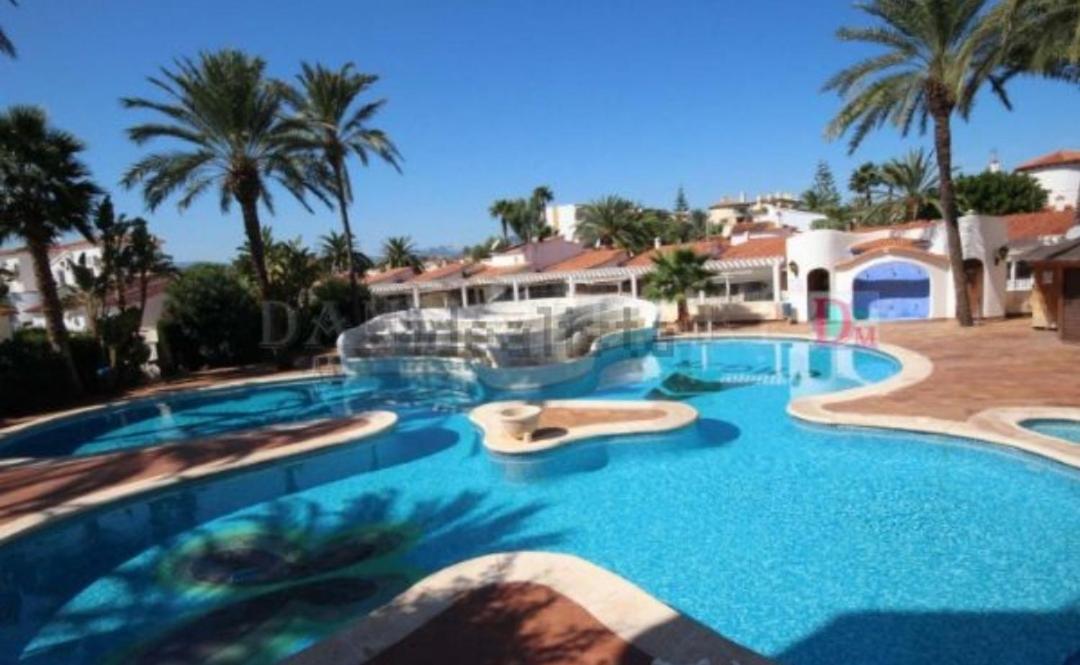 El Retiro Piscina-chiringuito * Denia