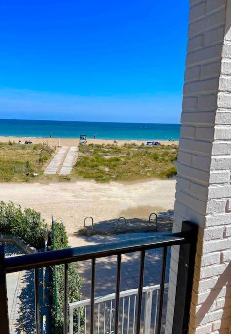 Apartamento En Primera Linea De Playa Apartment Denia
