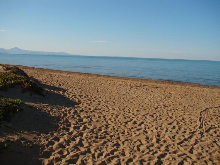 Bahia De En Primera Linea De Playa-serviden Apartamento *