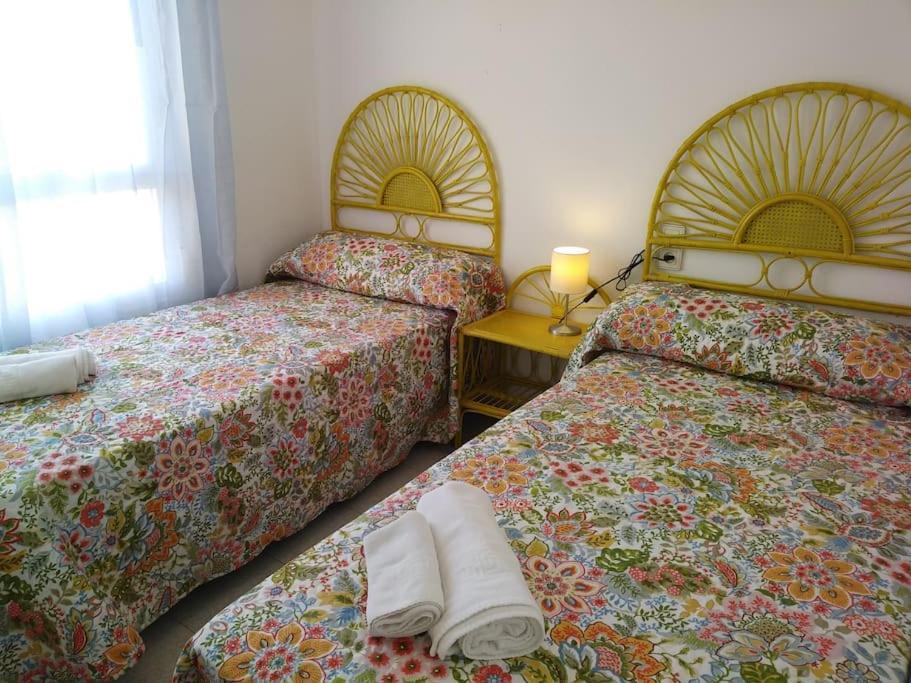 Bahia De En Primera Linea De Playa-serviden Apartamento