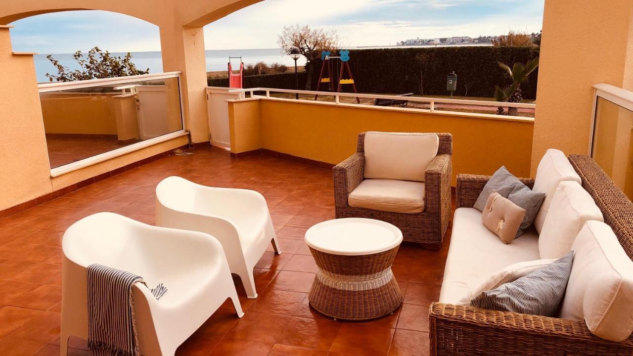 Apartamento Denia. Bajo En Primera Linea *