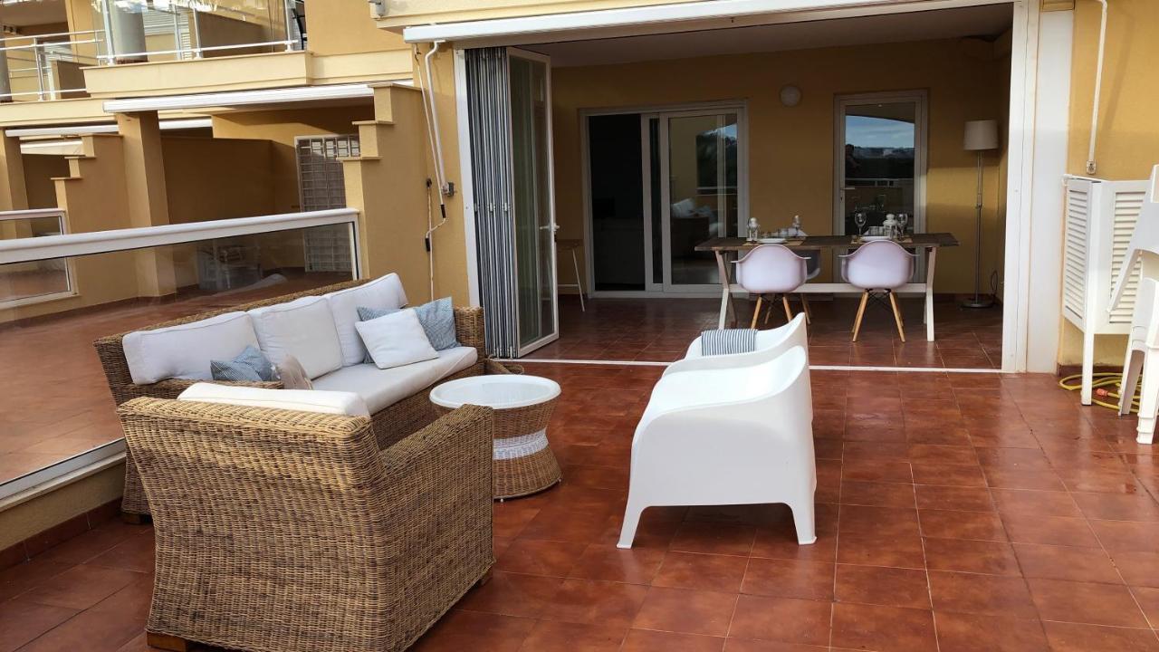 Apartamento Denia. Bajo En Primera Linea *