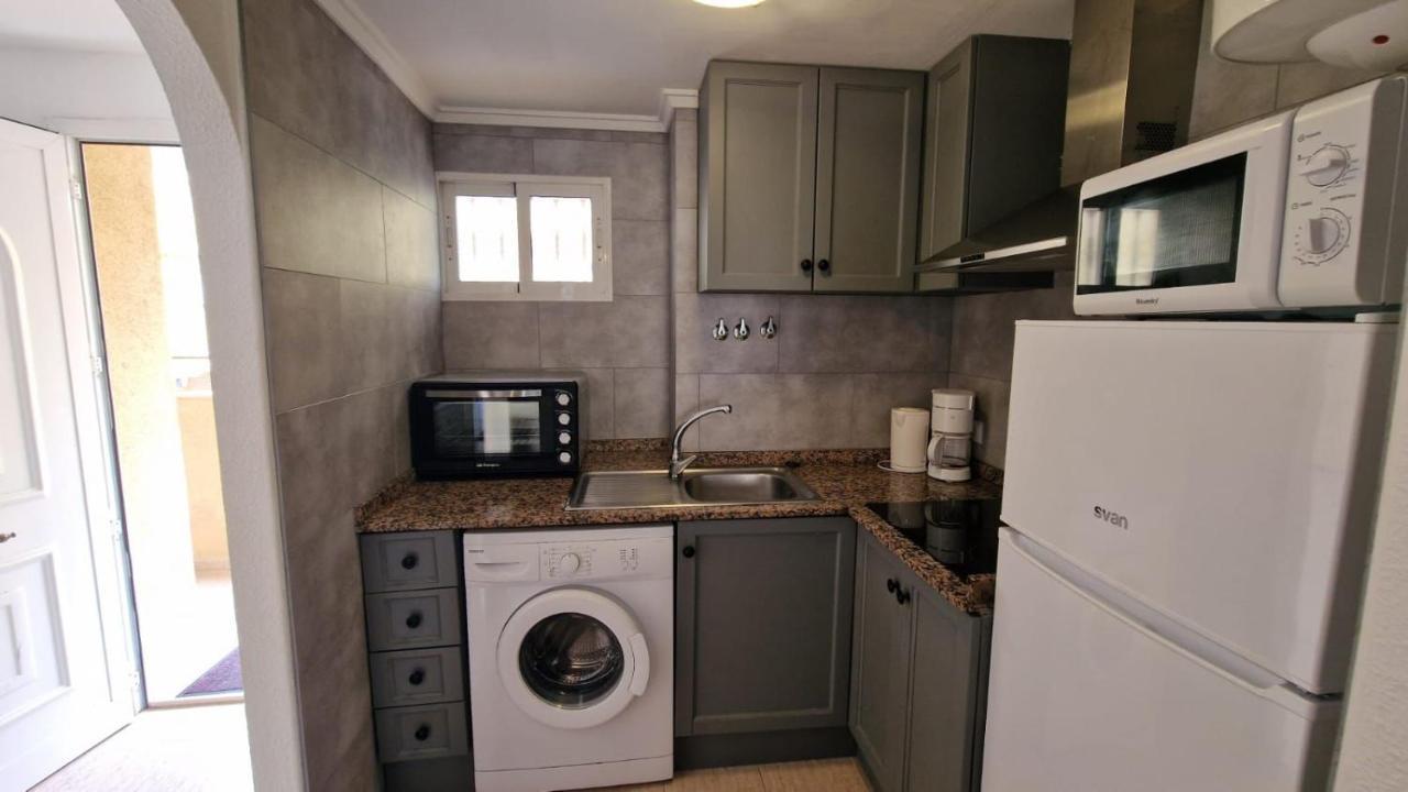 Apartamento Lovely One Bedroom Unit With Balcony And Pool