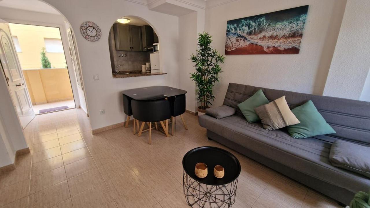 Apartamento Lovely One Bedroom Unit With Balcony And Pool