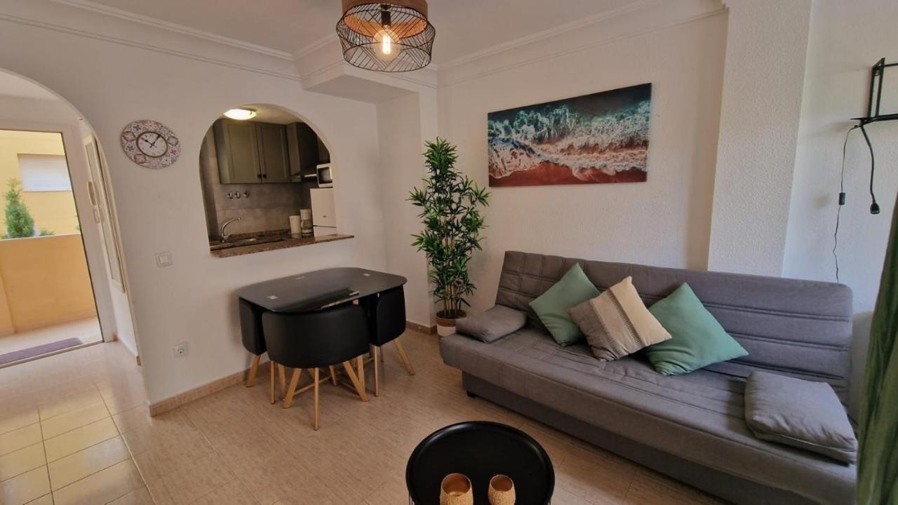 Lovely One Bedroom Unit With Balcony And Pool Dénia