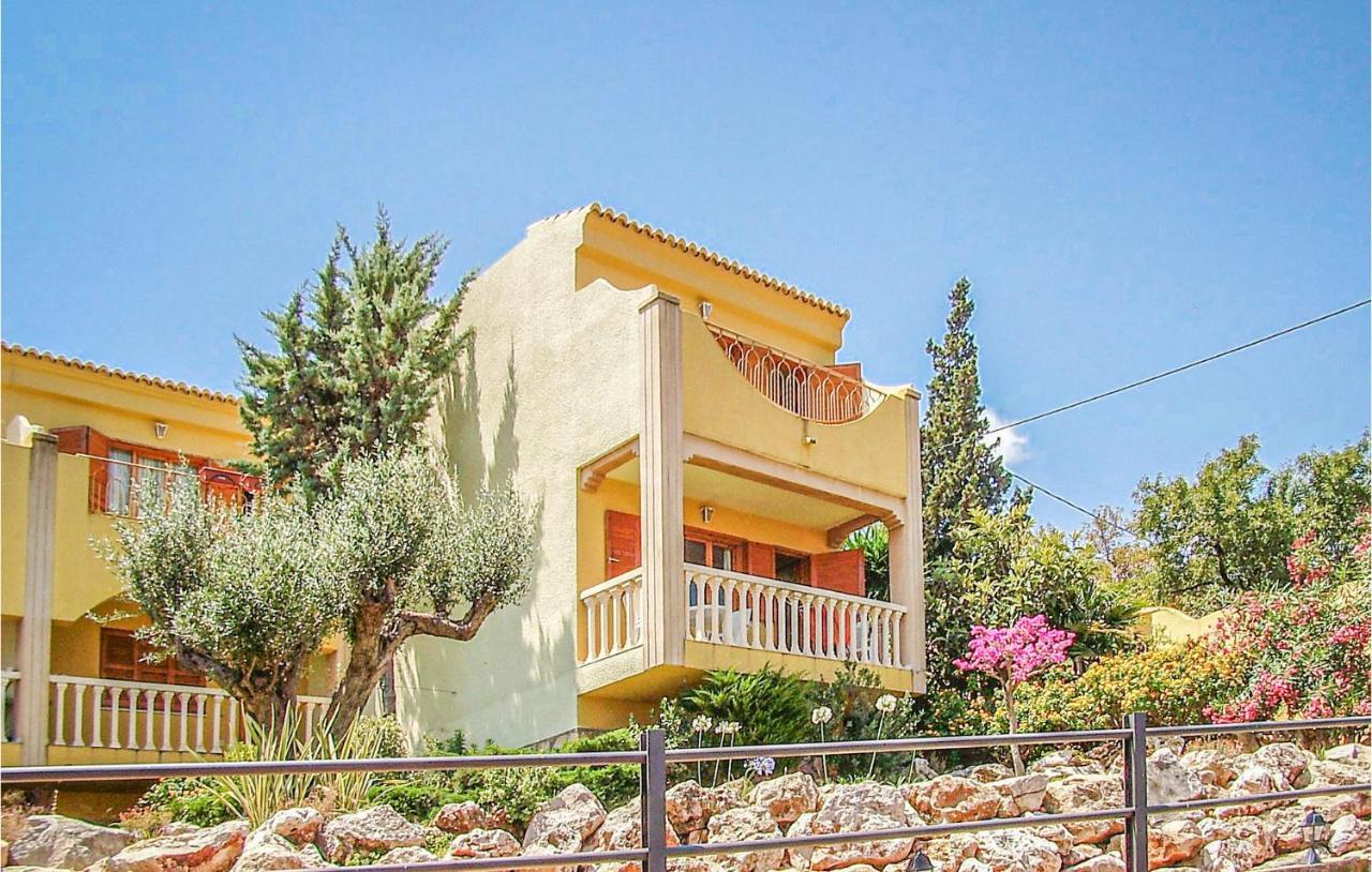 Apartment Stunning In With Kitchen Denia