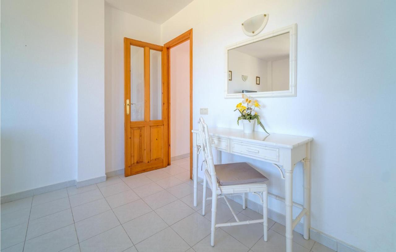 Stunning In With Kitchen Apartment