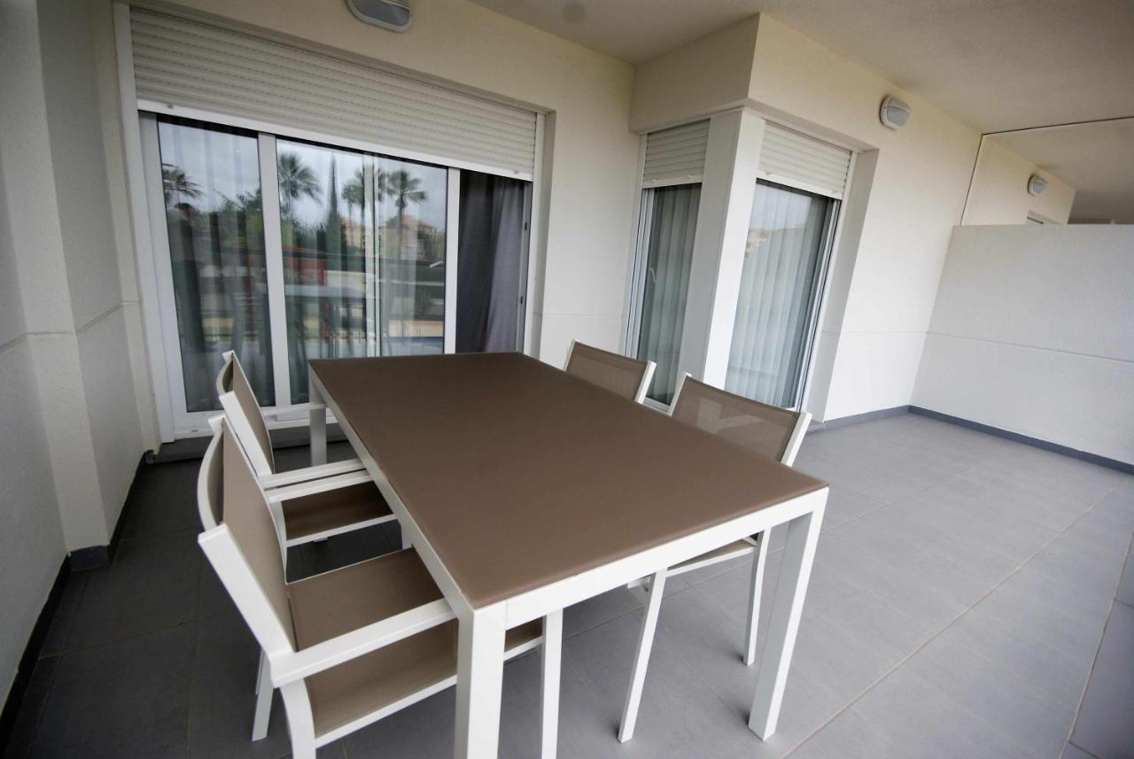 V21 Piso De 2 Urb Victoria Playa Ii *