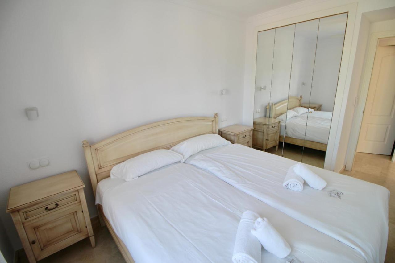 Apartment Atico Con Piscina Privada En Primera Linea *