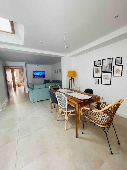 Attic In Old Town Apartment Denia