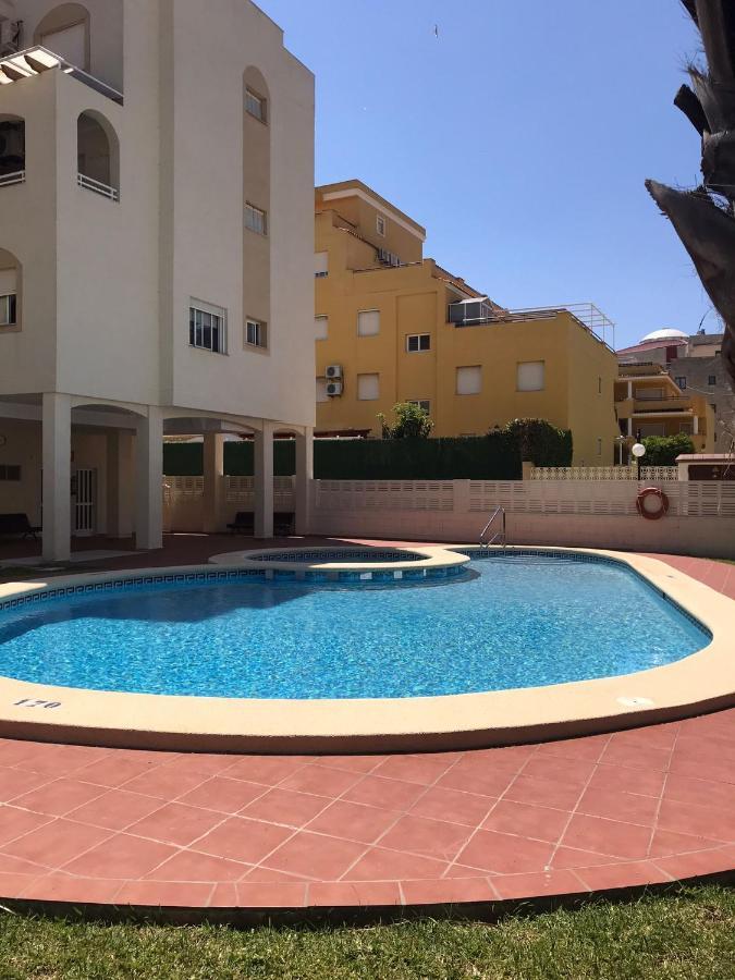 Lovely One Bedroom Unit With Balcony And Pool Apartamento