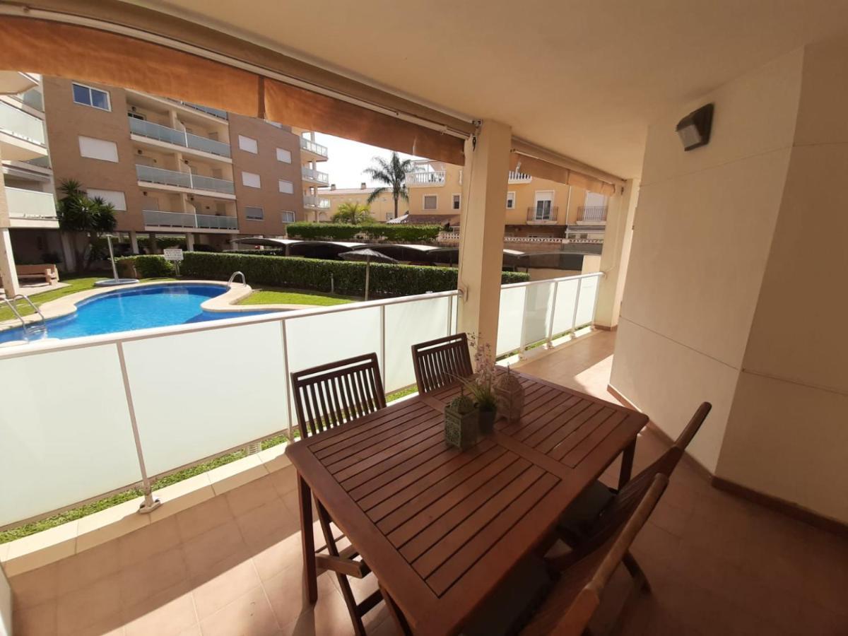 Two Bed Two Bathrooms Ground Floor With Pool View *