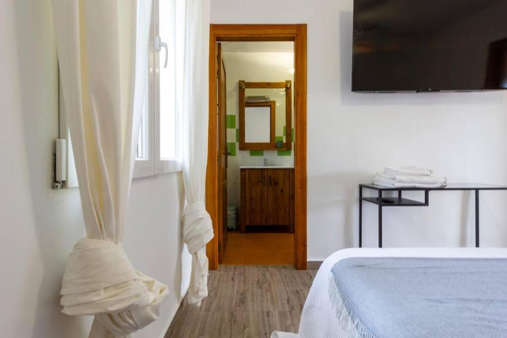 Сasa de vacaciones House With Swimming Pool And Amazing Sea And Mountain Views In Montgo, *