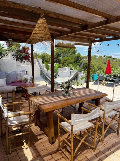 House With Swimming Pool And Amazing Sea And Mountain Views In Montgo, Сasa de vacaciones *