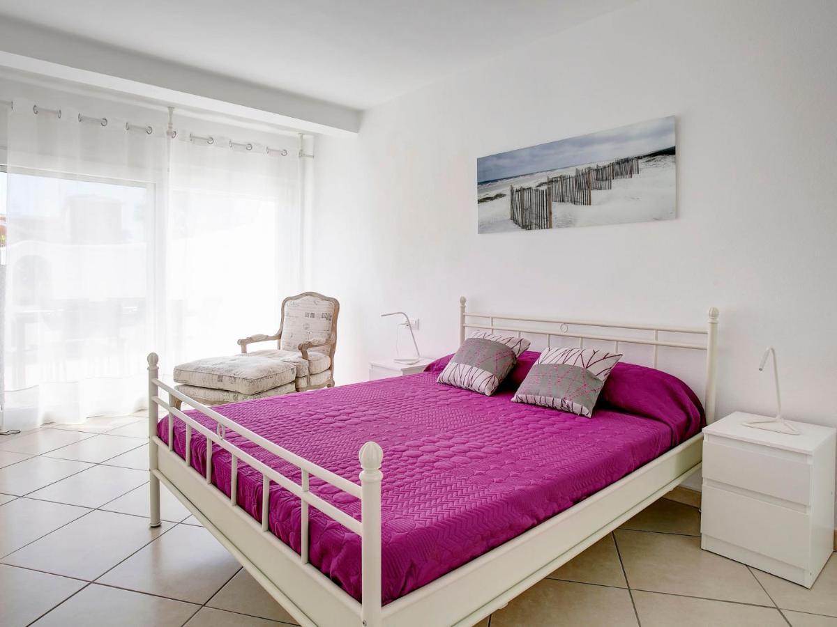 By Interhome