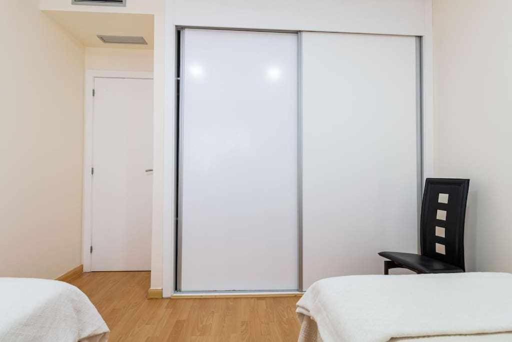 Moderno Tranquilo Con Piscina Y Jardin Apartamento *