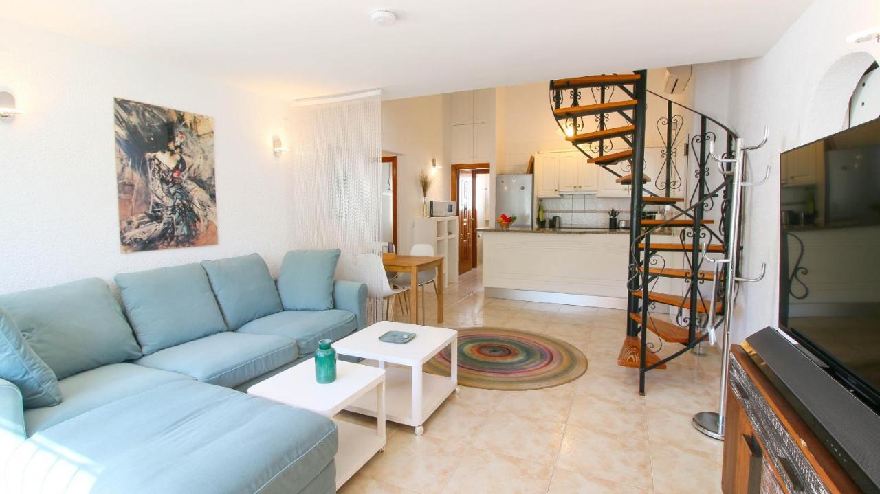Residencial El Cortijo Holiday home *