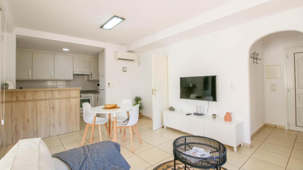 Apartment Residencial La Felicidad Denia