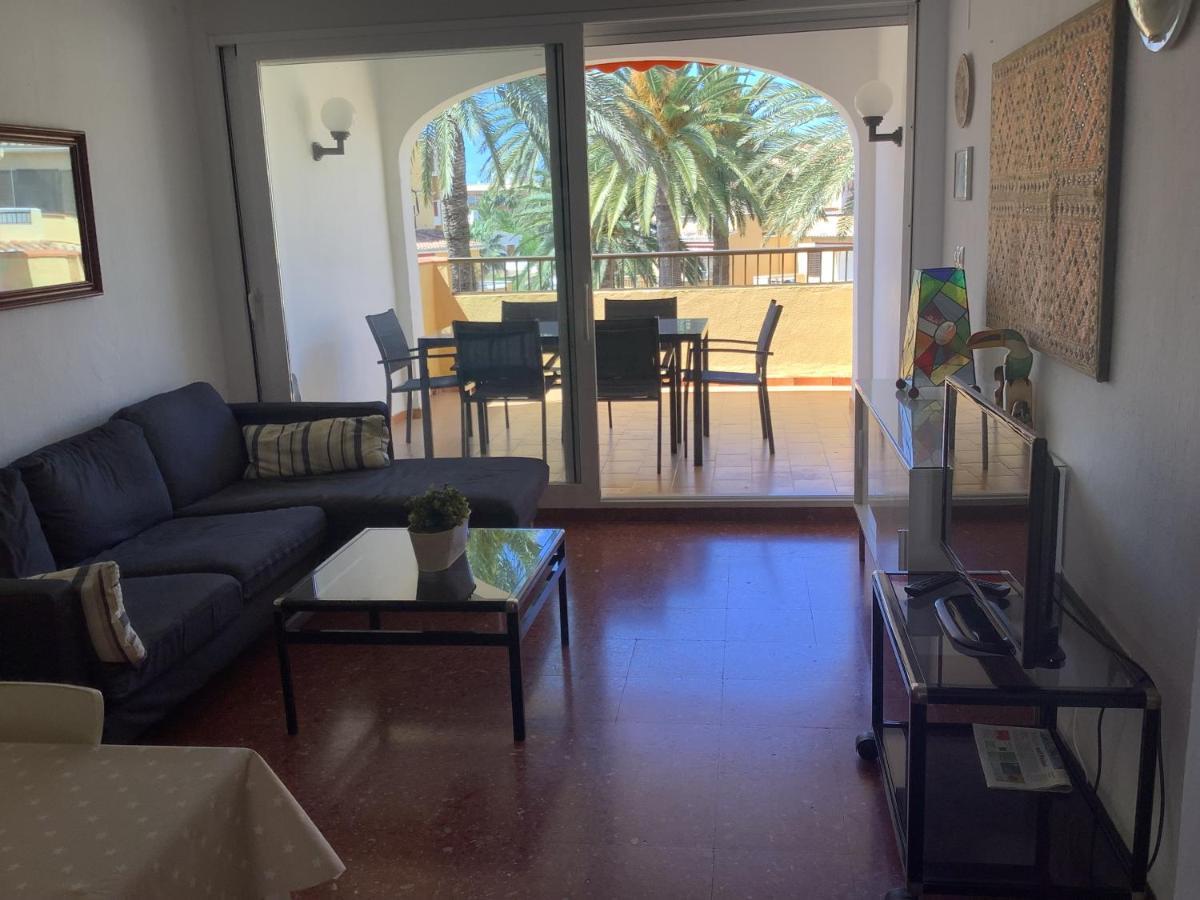 Urbanizacion Primera Línea De Playa Apartamento