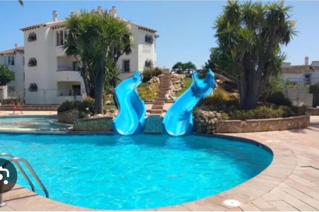 En Denia, Urbanizacion El Palmar Con Piscina, Toboganes Y Chiringuito Apartamento Dénia
