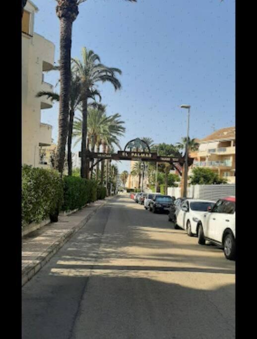 En Denia, Urbanizacion El Palmar Con Piscina, Toboganes Y Chiringuito Apartamento Dénia